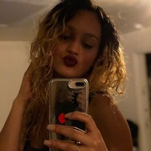 Meet your Posher, Neysha